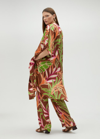 Sobre camisa con cinturón