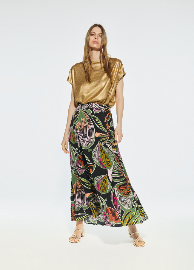 Pleated tropical print skirt