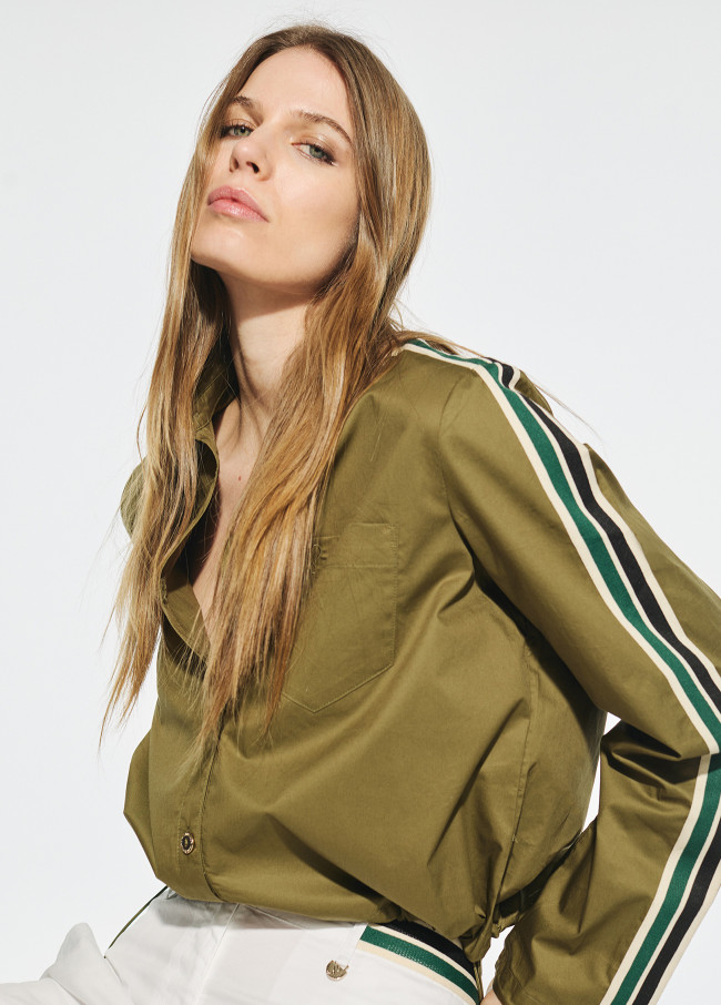 Elasticated poplin shirt