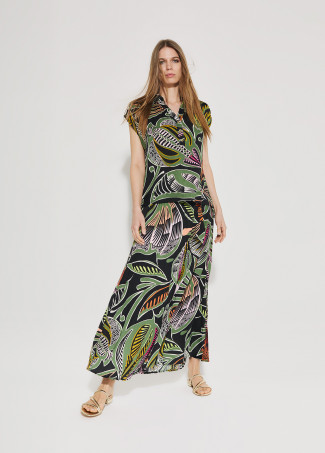 Blusa com estampado tropical