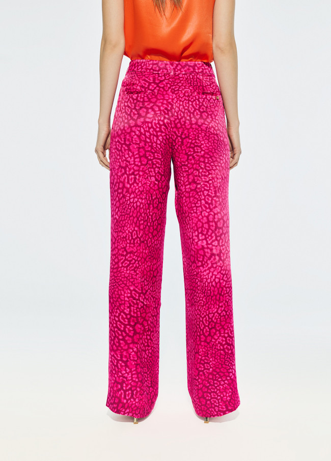 Pantalón recto estampado animal