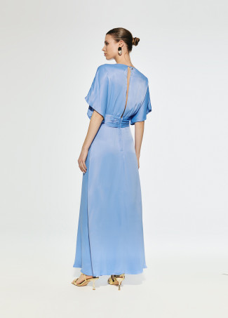 Vestido comprido com drapeado na cintura