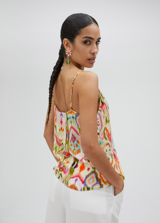 Top sedoso estampado