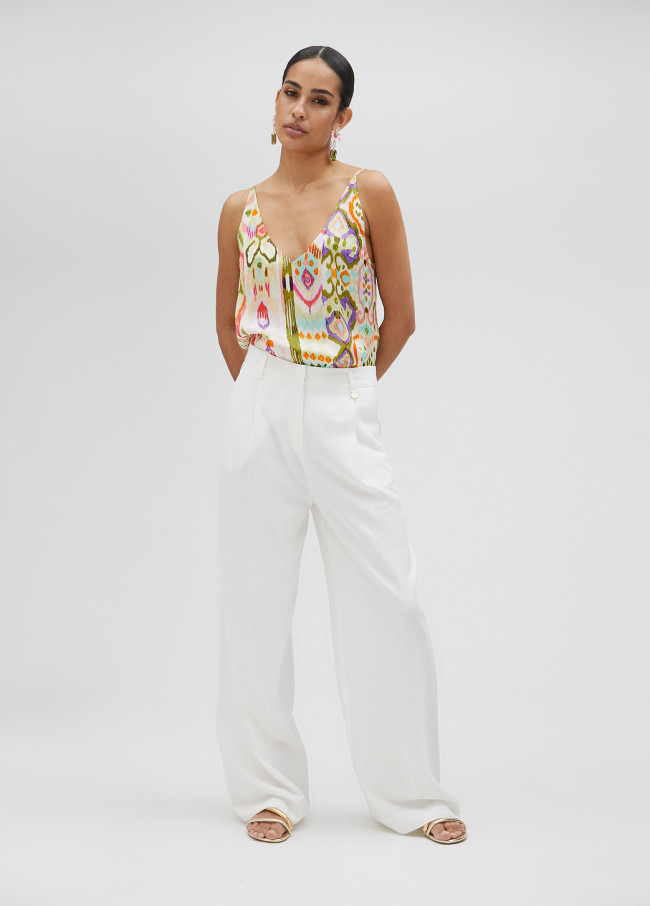 Top sedoso estampado