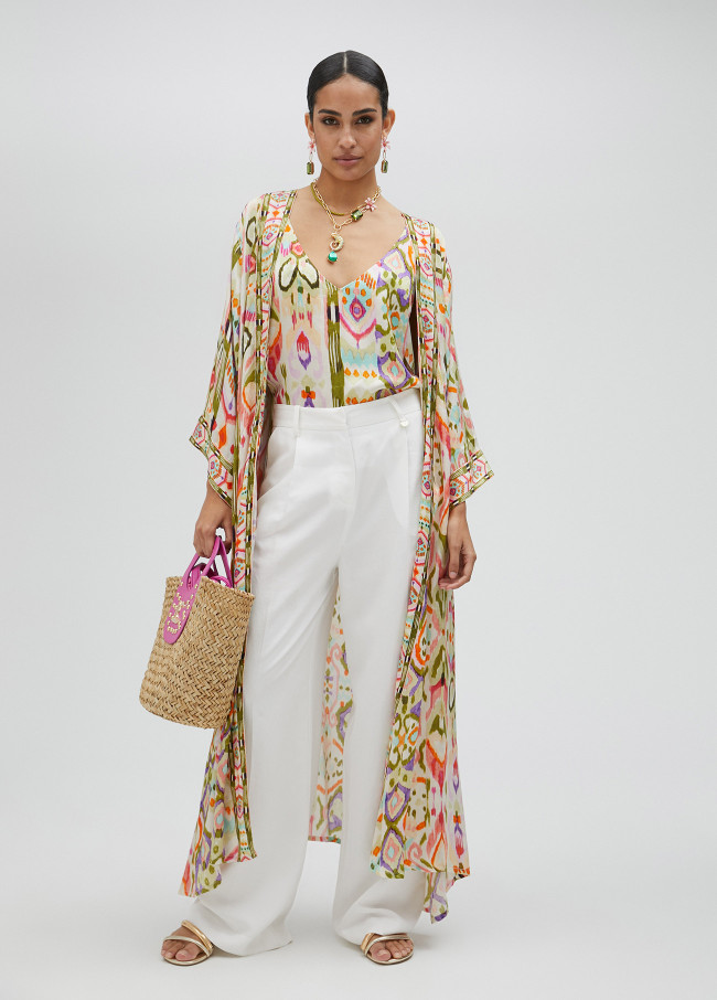 Top sedoso estampado