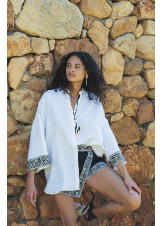 Chemise en lin avec frise