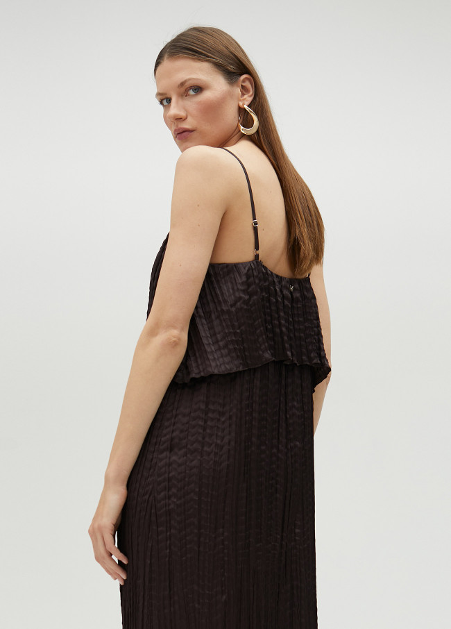 Vestido midi com folho