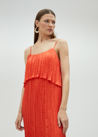 Vestido midi com folho