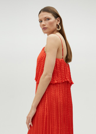 Vestido midi con volante