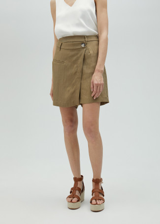 Crossover shorts