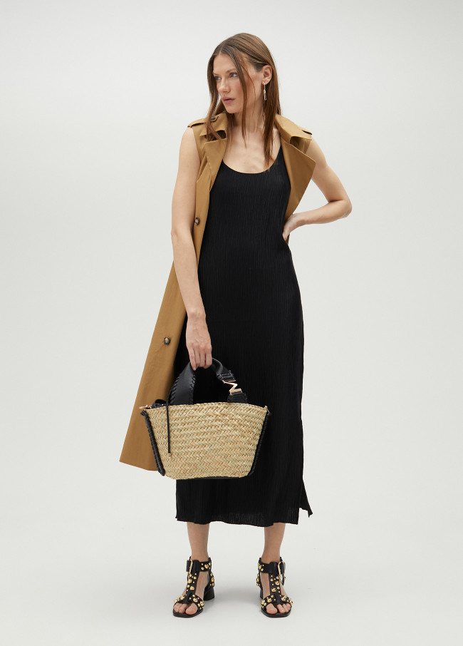 Vestido midi de tirantes