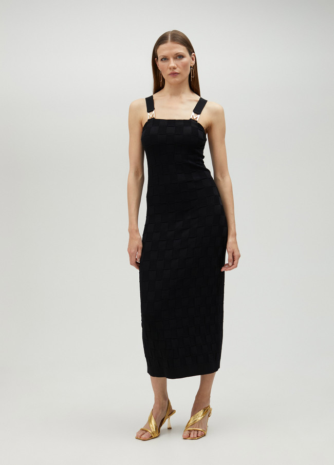 Vestido de punto detalle M tirante