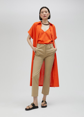 Blusa comprida com pormenor de strass