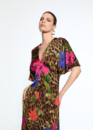 Vestido largo estampado satén