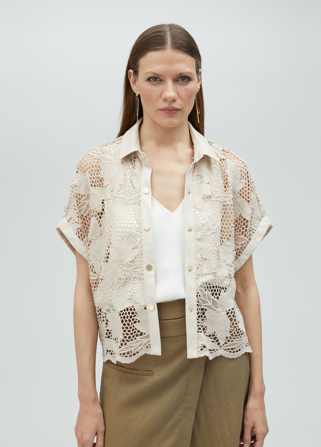 Cropped openwork guipure lace shirt