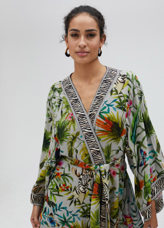 Kimono manga larga con cenefa jungle