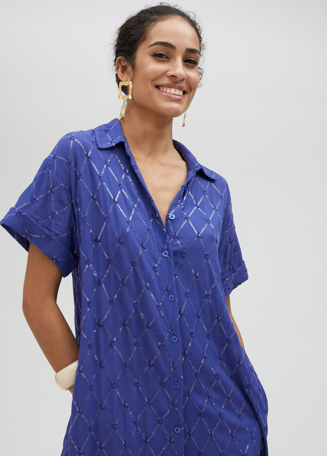 Langes Kleid mit Pailletten