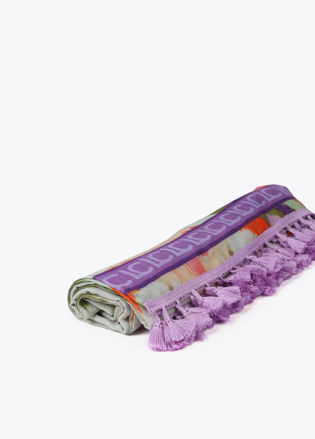 Páreo estampado com grafismo