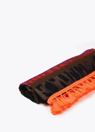 Páreo com estampado leopardo