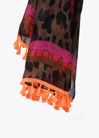 Páreo com estampado leopardo