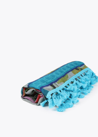 Páreo estampado tropical