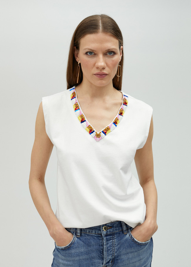V-neck T-shirt with rhinestone detail
