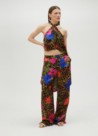 Top halter con volumen animal print y flores
