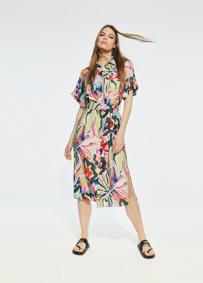 Vestido camisero con estampado floral