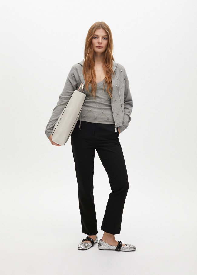 Gilet à fermeture éclair avec détails en perles