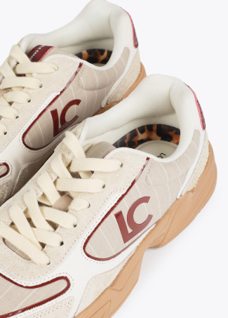 Trainers with running sole and combination of different fabrics and leather