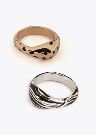 Pack of two-tone animal print rings