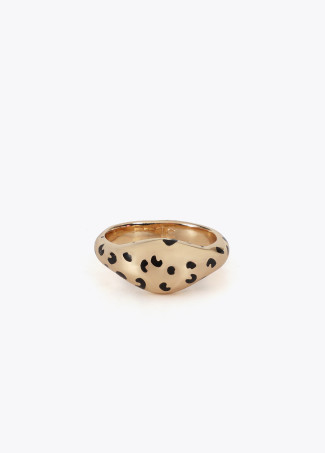 Pack of two-tone animal print rings