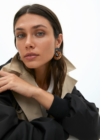 Double circle earrings with two-tone animal print