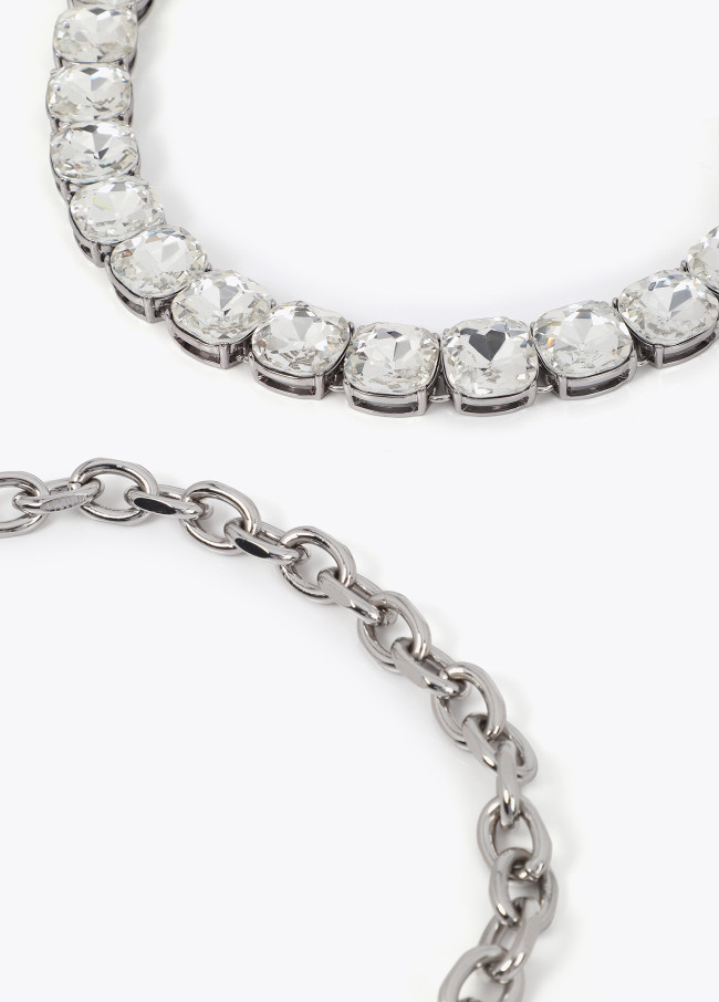 Pack of double short rhinestone and chain...