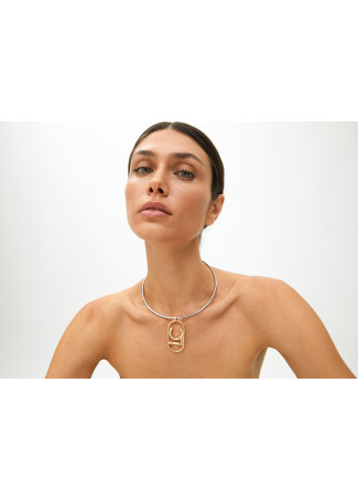 Short rigid necklace with oval logo