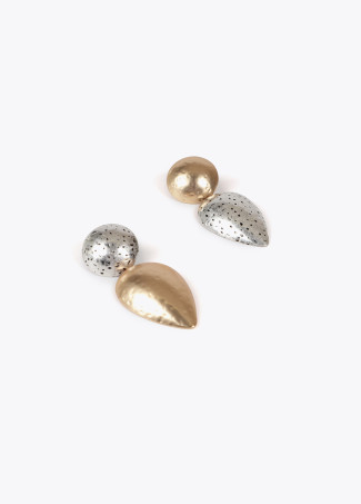 Contrast two-tone teardrop earrings