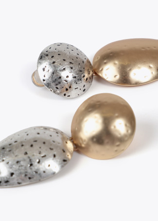 Contrast two-tone teardrop earrings