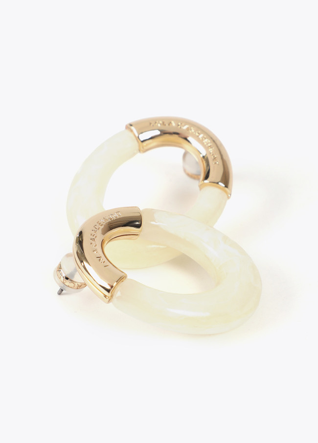 Contrast metal and acrylic oval earrings