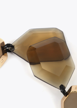 Contrast geometric earrings