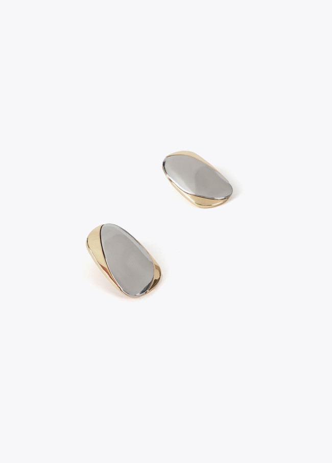 Large contrast metal earrings