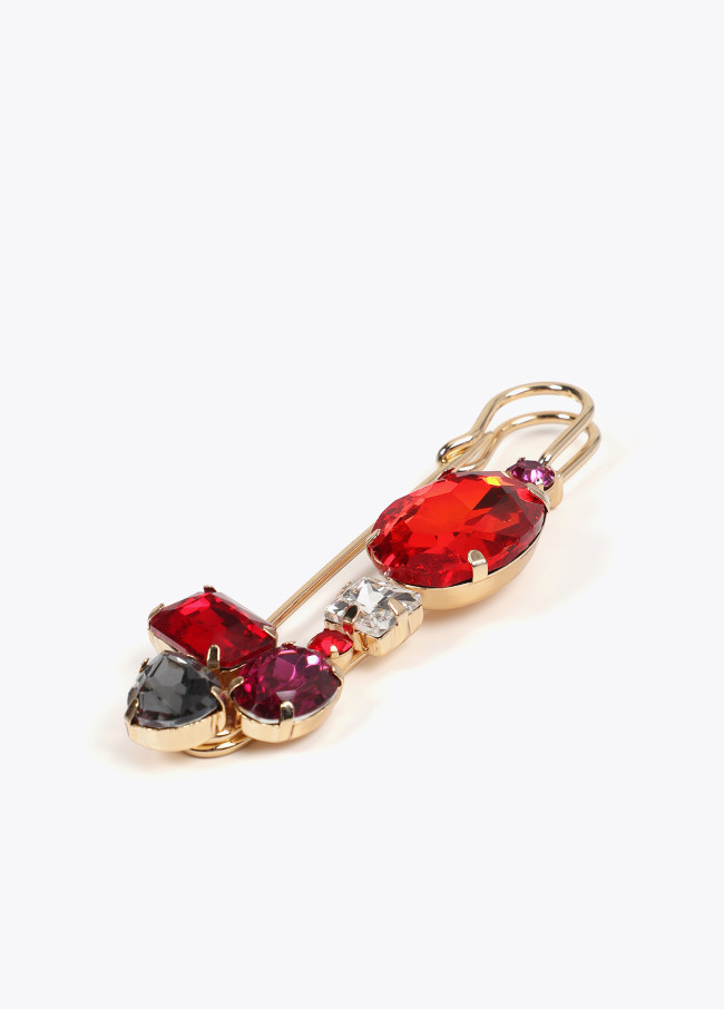 Contrast crystal brooch