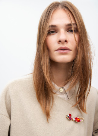 Contrast crystal brooch