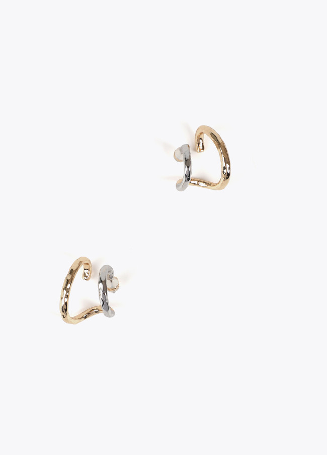 Contrast piercing effect earrings