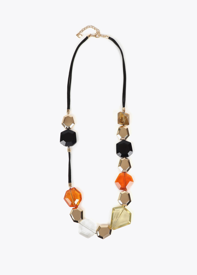 Collar cordón piezas geométricas combinadas