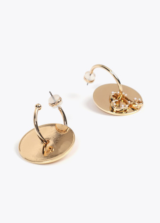 Movable hoop earrings with infinity heart