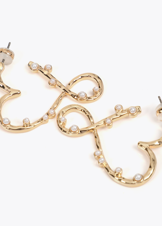 Infinity heart earrings with small faux pearls