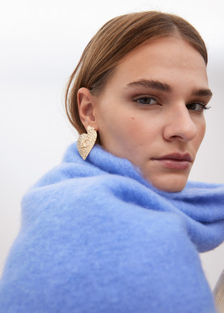 Textured heart earrings with logo