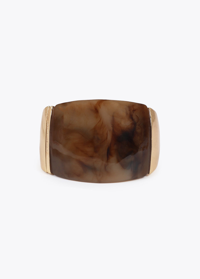 Rigid bangle with acrylic piece