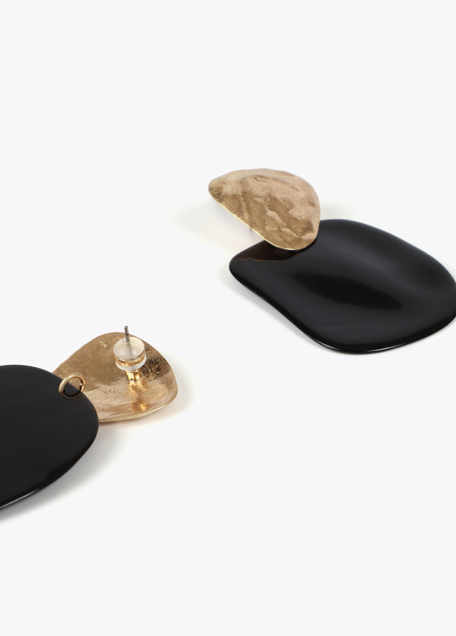 Two-piece earrings with contrast metal and acrylic