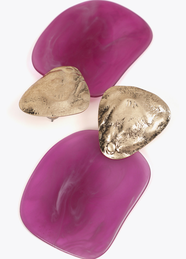 Two-piece earrings with contrast metal and acrylic